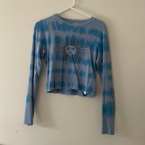 Blue tie dye graphic long sleeve